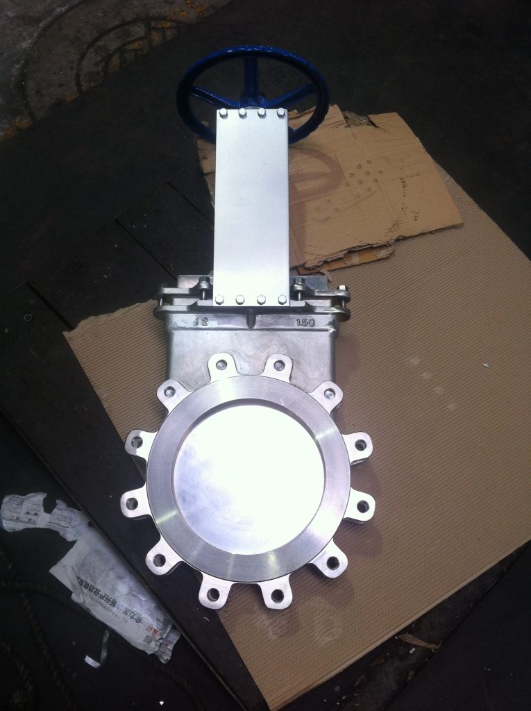 MSS SP-81 lug type soft sealing stainless steel knife type gate valve-12inch-class150-Belo Valve